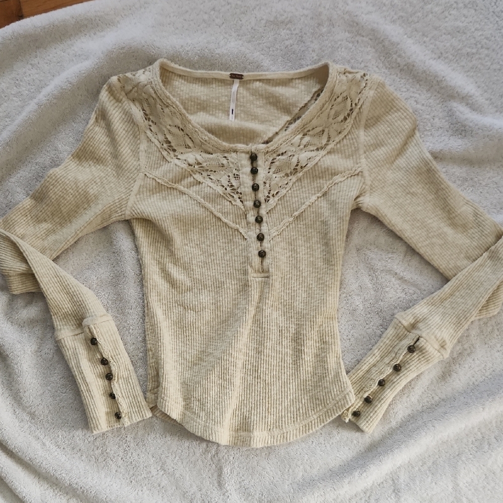 Free People Cream Tan Fitted 3/4 Sleeve Blouse